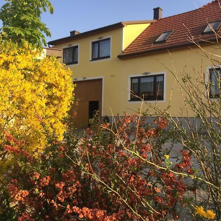 Amstetter'S Ferienwohnung Waldenstein  Bagian luar foto